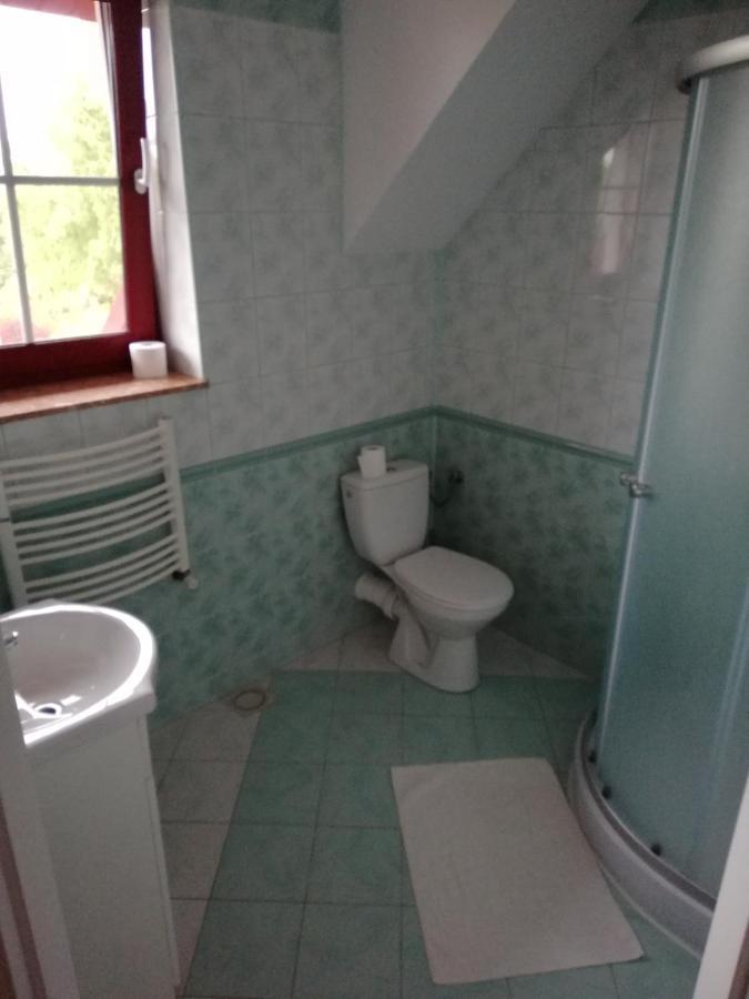 Potok 5 Hotell Zloczew Exteriör bild